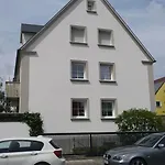 Super Zentral Begehrte Wohnlage Parkplatz Vor Haus