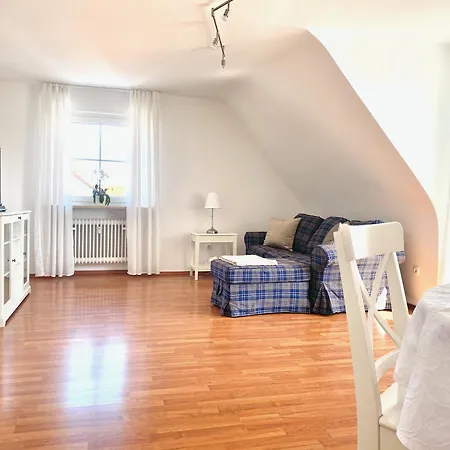 Super Zentral Begehrte Wohnlage Parkplatz Vor Haus