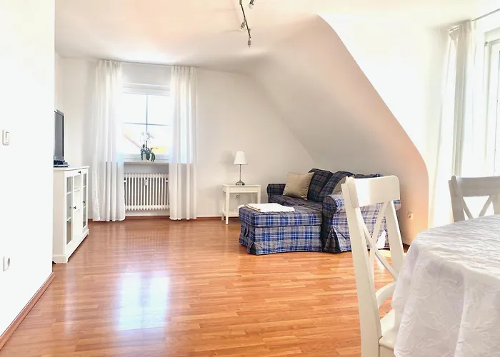 Super Zentral Begehrte Wohnlage Parkplatz Vor Haus
